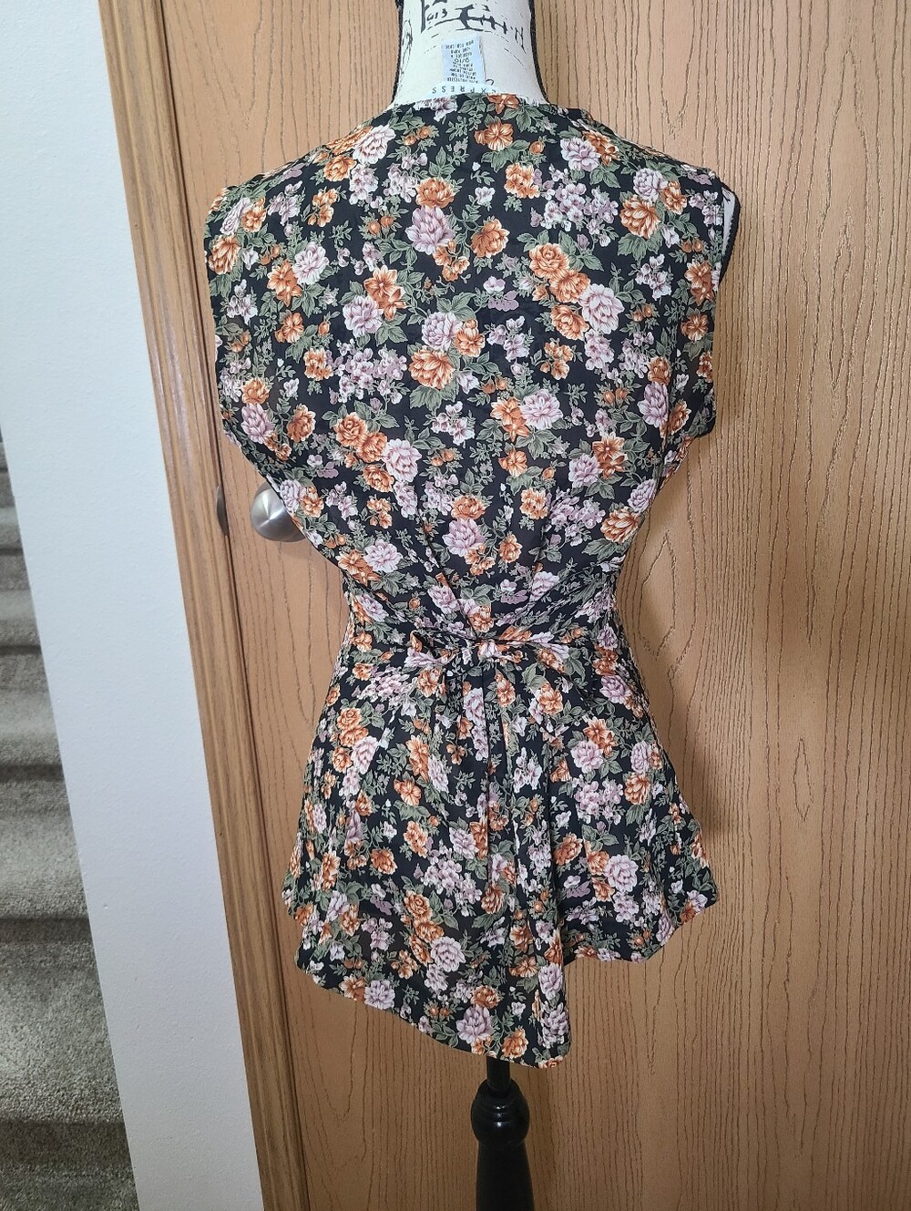 Express Vintage 90s Floral Button Up Tie Back Vest Tank Top - Picture 3 of 4